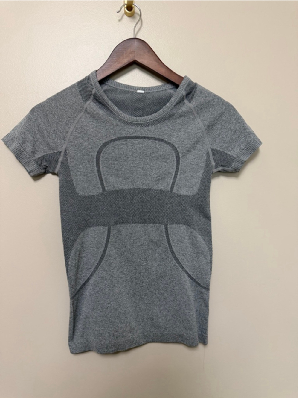 Lululemon Swiftly Tech Tee
